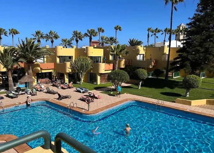 Atlantic Garden Andrew Pool Air Conditioning Corralejo