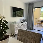 Atlantic Garden Andrew Pool Air Conditioning * Коральео