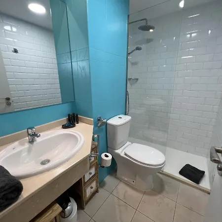 Atlantic Garden Andrew Pool Air Conditioning 度假居 *