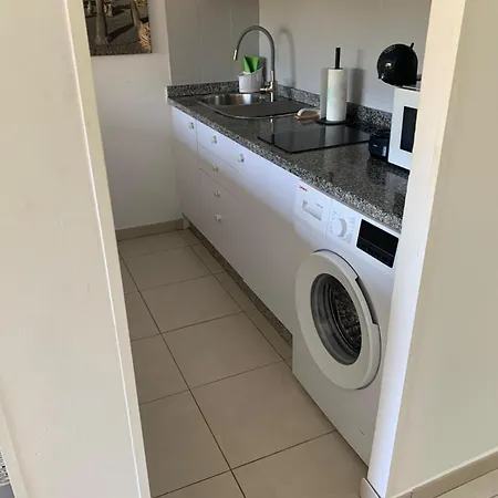 Atlantic Garden Andrew Pool Air Conditioning קורלחו