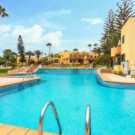 Atlantic Garden Andrew Pool Air Conditioning * קורלחו