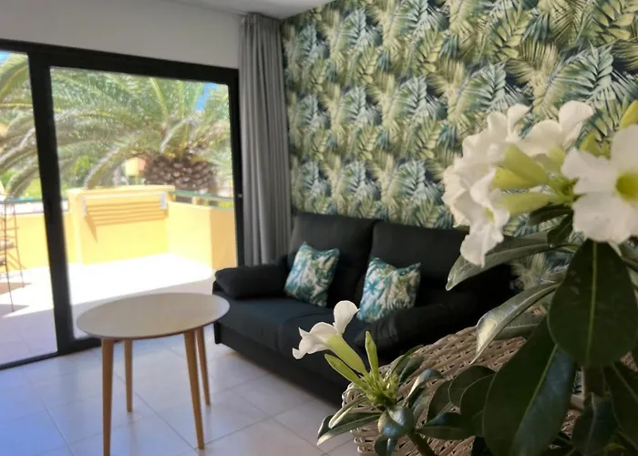 Atlantic Garden Andrew Pool Air Conditioning كوراليهو