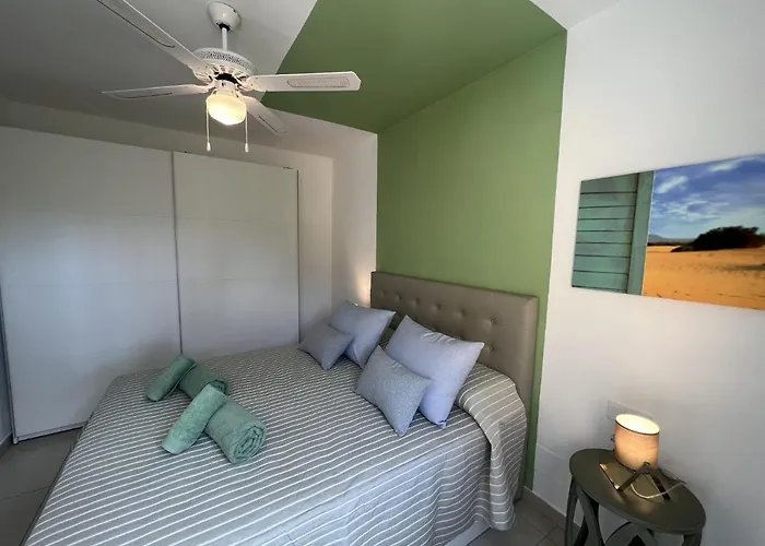 Atlantic Garden Andrew Pool Air Conditioning بيت للعطل *