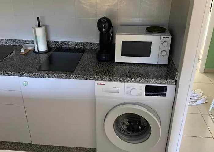 Atlantic Garden Andrew Pool Air Conditioning بيت للعطل