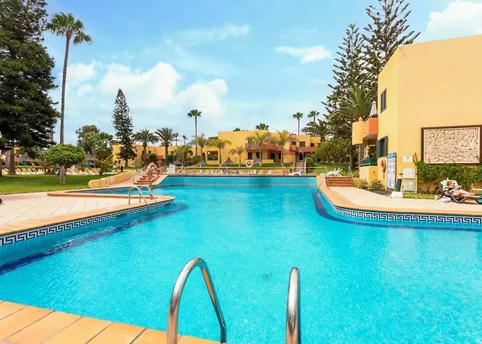 Atlantic Garden Andrew Pool Air Conditioning * Corralejo